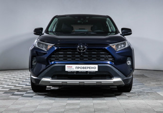 Подержанный автомобиль Toyota RAV4 2022 года (2 фото)