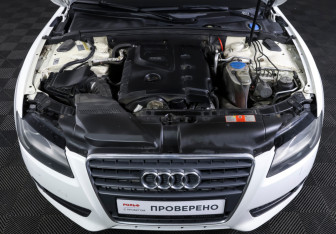 Подержанный автомобиль Audi A5 Coupe 2009 года (9 фото)