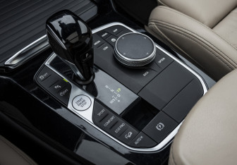 Подержанный автомобиль BMW X3 2021 года (17 фото)