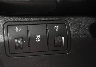 Подержанный автомобиль Hyundai Solaris Sedan 2011 года (12 фото)