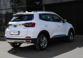 Подержанный автомобиль Chery Tiggo 4 2021 года (4 фото)