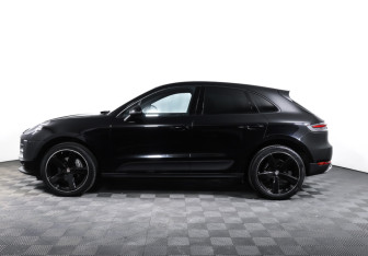 Подержанный автомобиль Porsche Macan 2020 года (8 фото)