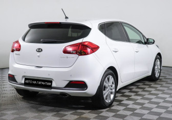 Подержанный автомобиль Kia Ceed Hatchback 2014 года (3 фото)