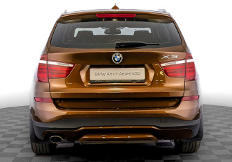 Подержанный автомобиль BMW X3 2016 года (6 фото)