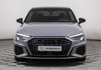 Подержанный автомобиль Audi A3 Sedan 2021 года (2 фото)