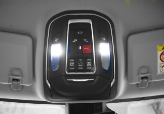 Подержанный автомобиль Jeep Grand Cherokee 2022 года (28 фото)
