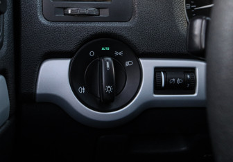 Подержанный автомобиль Skoda Octavia Liftback 2011 года (13 фото)