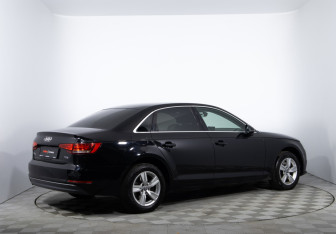 Подержанный автомобиль Audi A4 Sedan 2016 года (5 фото)