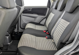 Подержанный автомобиль Suzuki SX4 Hatchback 2011 года (12 фото)