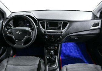 Подержанный автомобиль Hyundai Solaris Sedan 2020 года (7 фото)