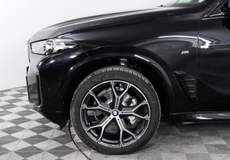 Новый BMW X5 2025 (8 фото)
