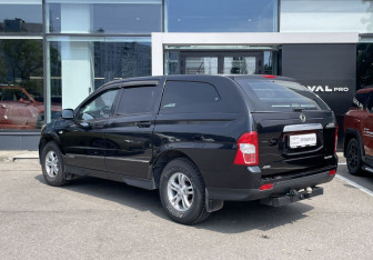 Подержанный автомобиль SsangYong Actyon Sports 2012 года (7 фото)