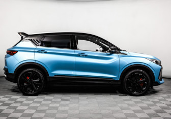 Подержанный автомобиль Geely Coolray 2023 года (4 фото)