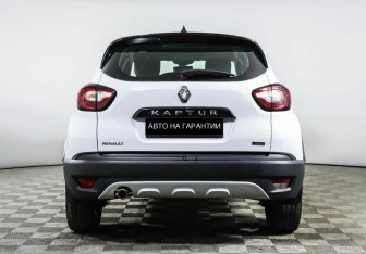 Подержанный автомобиль Renault Kaptur 2016 года (4 фото)
