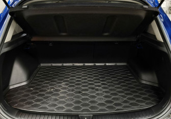 Подержанный автомобиль Kia Seltos 2020 года (14 фото)