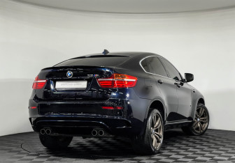 Подержанный автомобиль BMW X6 M 2012 года (2 фото)
