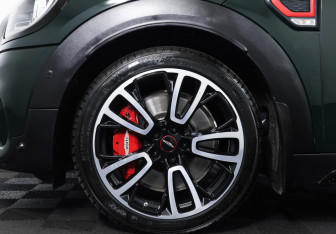 Подержанный автомобиль MINI Countryman 2021 года (26 фото)