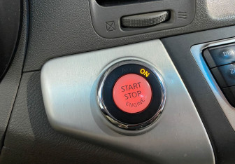 Подержанный автомобиль Nissan Murano Suv 2012 года (17 фото)