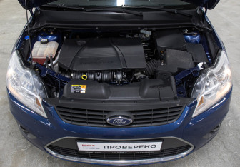Подержанный автомобиль Ford Focus Sedan 2008 года (9 фото)