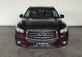 Подержанный автомобиль Infiniti JX 2013 года (2 фото)