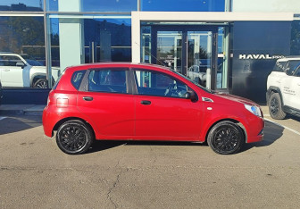 Подержанный автомобиль Chevrolet Aveo Hatchback 2010 года (4 фото)