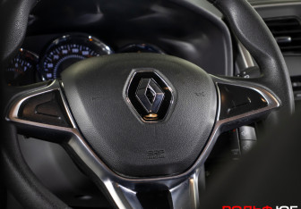 Подержанный автомобиль Renault Sandero 2020 года (11 фото)