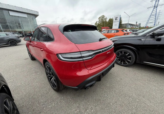 Новый Porsche Macan 2025 (3 фото)