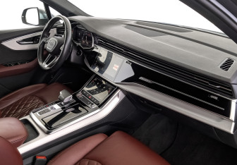 Подержанный автомобиль Audi SQ7 2020 года (13 фото)
