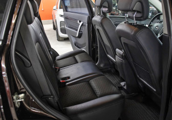 Подержанный автомобиль Chevrolet Captiva 2014 года (12 фото)