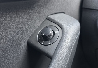 Подержанный автомобиль Skoda Octavia Liftback 2014 года (17 фото)