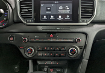 Подержанный автомобиль Kia Sportage 2019 года (23 фото)