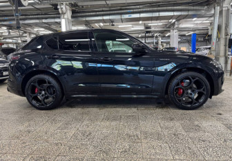 Новый Alfa Romeo Stelvio 2025 (5 фото)