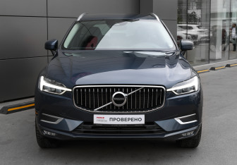 Подержанный автомобиль Volvo XC60 2019 года (2 фото)