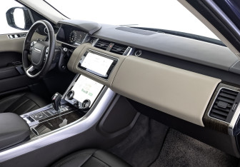 Подержанный автомобиль Land Rover Range Rover Sport 2021 года (13 фото)