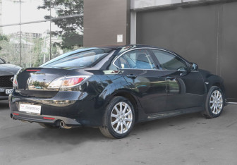 Подержанный автомобиль Mazda 6 Sedan 2010 года (5 фото)