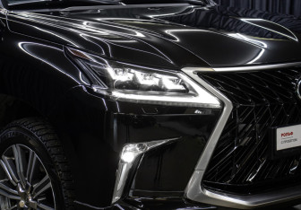 Подержанный автомобиль Lexus LX 2017 года (27 фото)