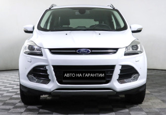 Подержанный автомобиль Ford Kuga 2013 года (2 фото)