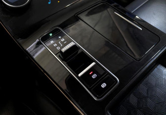 Подержанный автомобиль Exeed LX 2022 года (30 фото)