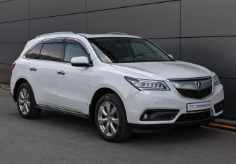Подержанный автомобиль Acura MDX 2014 года (3 фото)