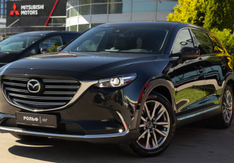 Подержанный автомобиль Mazda CX-9 2018 года (22 фото)