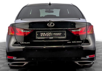 Подержанный автомобиль Lexus GS 2014 года (6 фото)