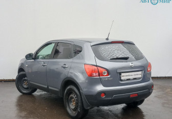 Подержанный автомобиль Nissan Qashqai 2007 года (6 фото)