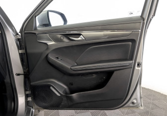 Подержанный автомобиль Haval Jolion 2022 года (24 фото)