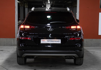 Подержанный автомобиль Hyundai Tucson 2020 года (6 фото)