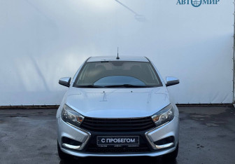 Подержанный автомобиль LADA (ВАЗ) Vesta Sedan 2017 года (2 фото)
