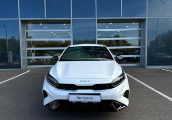 Новый Kia Cerato Sedan 2022 (3 фото)