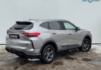 Подержанный автомобиль Haval F7 2023 года (8 фото)