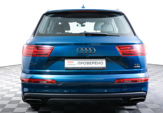 Подержанный автомобиль Audi Q7 2018 года (6 фото)