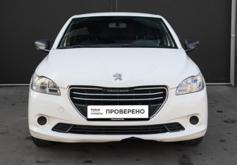 Подержанный автомобиль Peugeot 301 2016 года (2 фото)