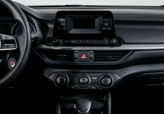 Подержанный автомобиль Kia Cerato Sedan 2021 года (12 фото)